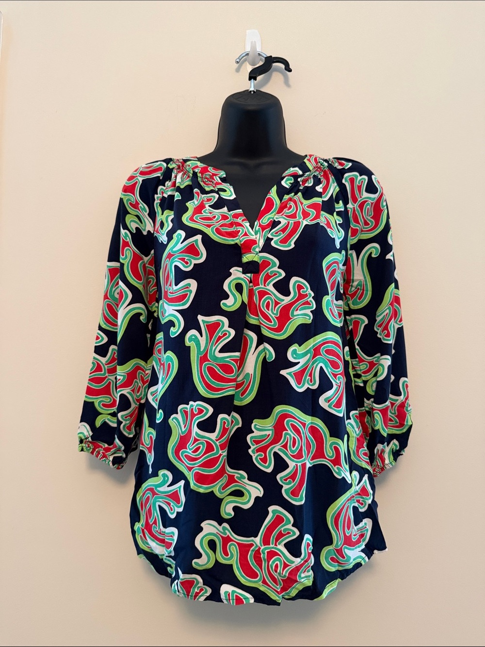 Crown & Ivy Navy Abstract Printed V-Neck Blouse